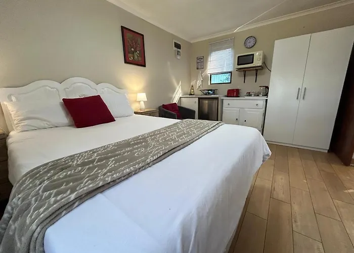 Khaled Estate Cottages